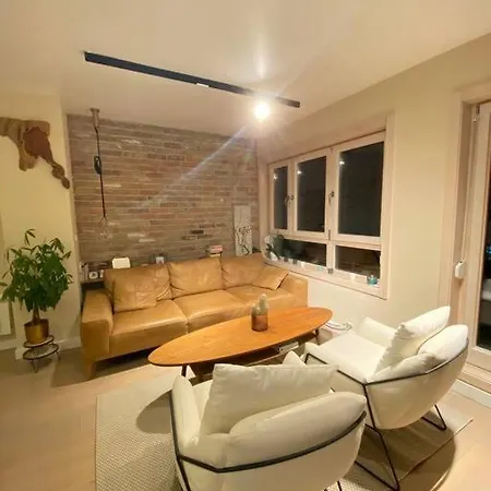 Shine Apartment